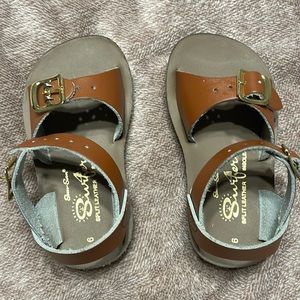 Saltwater sandals